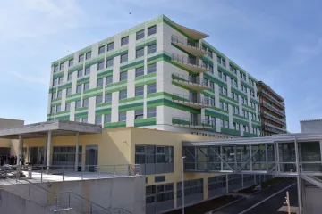Težak propust: Zbog greške liječnika u pulsku bolnicu ušetao pacijent zaražen koronavirusom