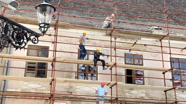 Njih 45.000 također ima pravo na naknadu s burze