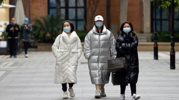 Glasine o novim slučajevima: Život se vraća u Wuhan, no je li epidemija tamo doista gotova?