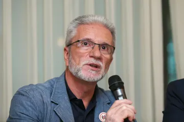 Od vlade traže da se zaštite radnici, a štedjeli bi na dioničarima