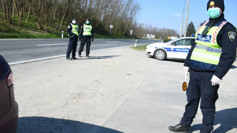 Vodič kako se prijaviti, ispuniti i zatražiti dopu&scaron;tenje za međugradsko putovanje