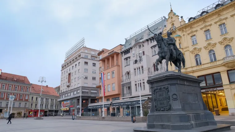 Nitko ni&scaron;ta ne tro&scaron;i, ni&scaron;ta ne radi, sve propada: 'Ne promijeni li se ne&scaron;to, nećemo imati budućnost'