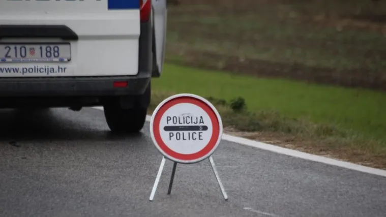 U prometnoj nesreći u Novom Selu Rok poginuo motociklist