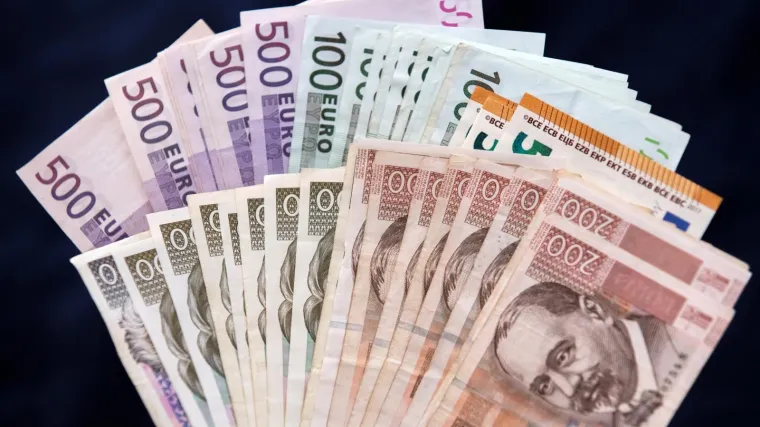 Uvećanjem cijene strojeva za drvo prevario tvrtku za gotovo tri milijuna kuna