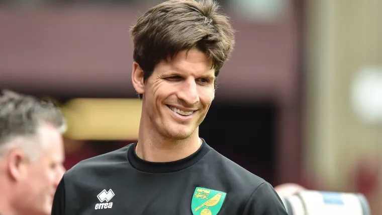 Objavio kako provodi dane u karanteni, ali na fotografiji je otkrio i previ&scaron;e pa ga sad svi ismijavaju