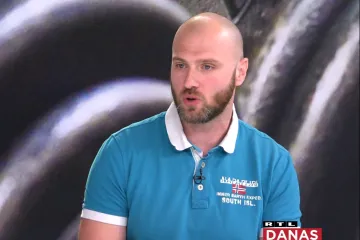 Trener Edo iz 'Života na vagi' pokazao nekoliko vježbi i poručio: 'Vježbajte, gdje god i kako god znate'