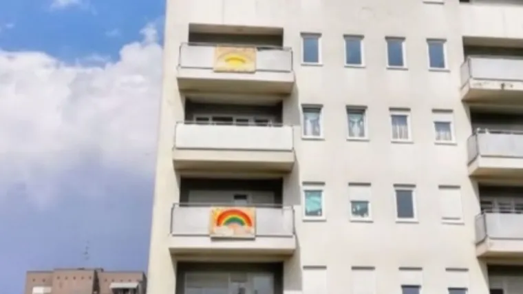 Protiv &scaron;irenja zaraze na svoj se način bore i djeca! Na prozorima stanova i kuća osvanuli su crteži duga