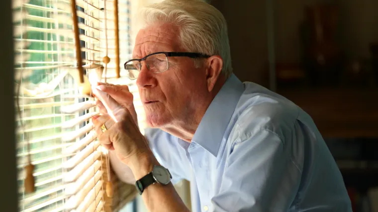 Nemoj da te susjed vidi: Mnoge države potiču građane da prijavljuju susjede koji krše izolaciju