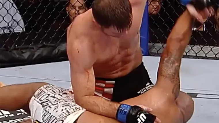 Pogledajte &scaron;to je mladi Stipe napravio američkom borcu u svom debiju