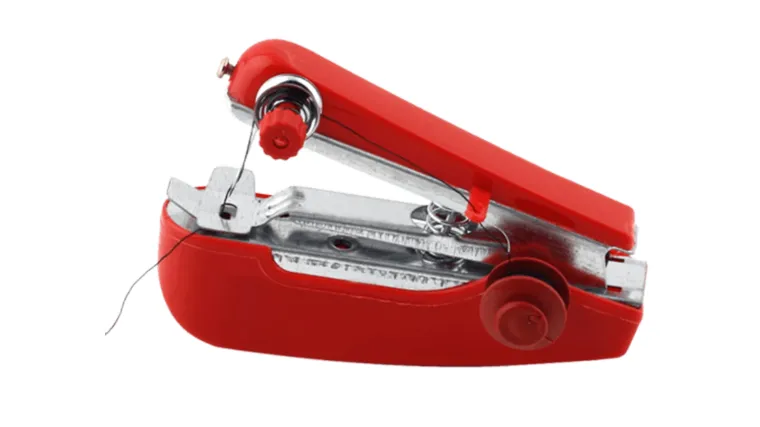 Evo kako brzo i lako možete zakrpati pokidanu odjeću!