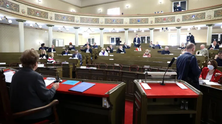 'Tražimo izvanrednu sjednicu o potresu, Zagreb je u kaosu'