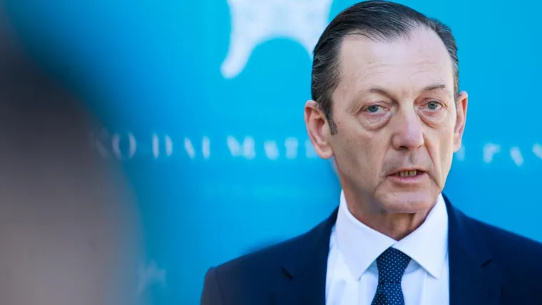 Kad je trebalo pomoći pacijentu, pridružio se sanitetu u prijevozu