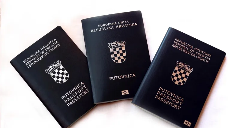 MUP objavio kako možete do svojih novih dokumenata i &scaron;to trebate napraviti