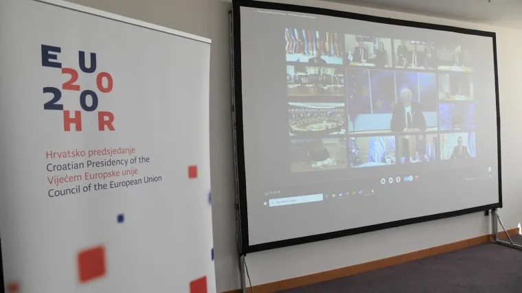 Zbog epidemije koronavirusa traži se termin