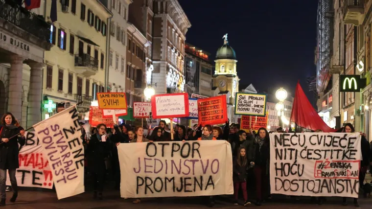 Kod većine okidač za ubojstvo ili prijetnje bila je odluka da napusti supruga