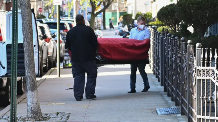 Čak 29 posto svih oboljelih ima SAD, gdje je umrlo 14.817 ljudi