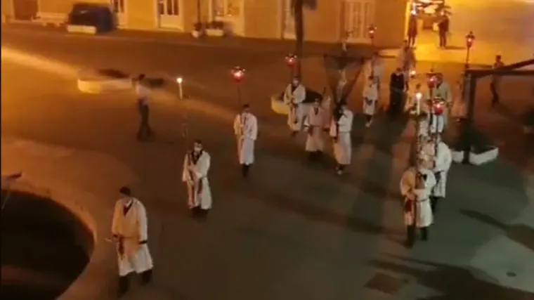 Uskrs u doba korone: Pogledajte kako je na Hvaru održana procesija u nezabilježenim uvjetima