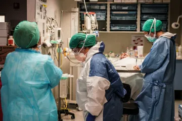 Sud oduzeo liječnici skrbništvo nad kćeri zato što ona liječi pacijente zaražene koronavirusom