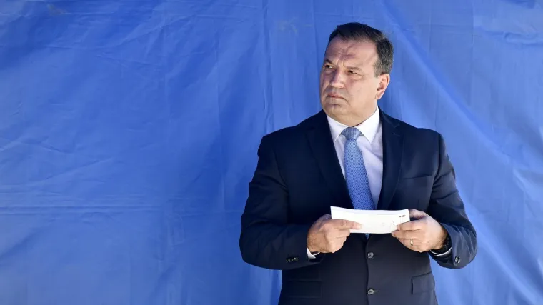 'Čeka nas promi&scaron;ljanje o popu&scaron;tanju mjera'