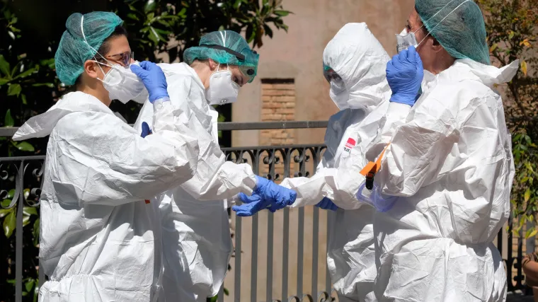 Talijanski virolog upozorio na pravo stanje s koronavirusom: 'Postoji skrivena santa leda slučajeva'