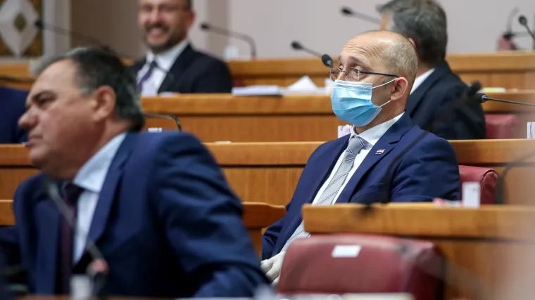 Sabor jednoglasno podržao zastoj ovrha od 3 mjeseca: Sve kako bi se lak&scaron;e prebrodila koronakriza