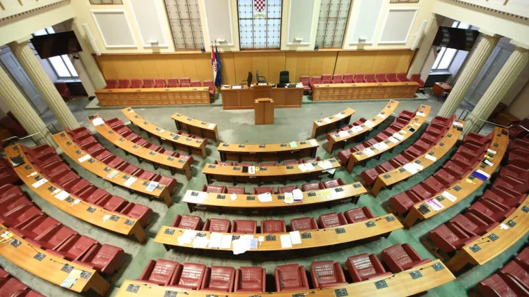 Da su danas izbori, u Sabor bi ušle samo 3 stranke, ostali nemaju šanse