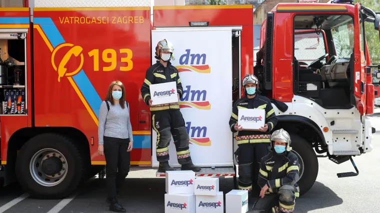 Dm osigurao vatrogascima vrijednu zalihu dezinficijensa