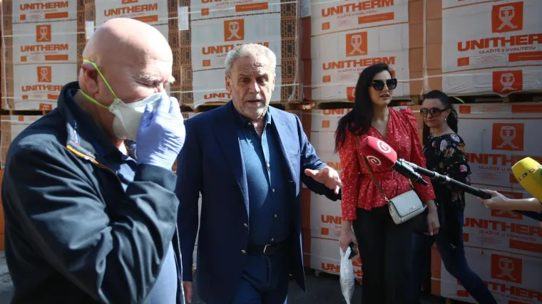 'Zamrznut ćemo sve aktivnosti nevezane uz koronavirus i potres'