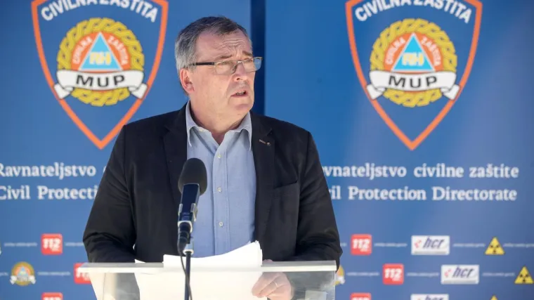 Capak pozvao na oprez i poručio: 'Mjere će se postrožiti ako se situacija pogor&scaron;a'