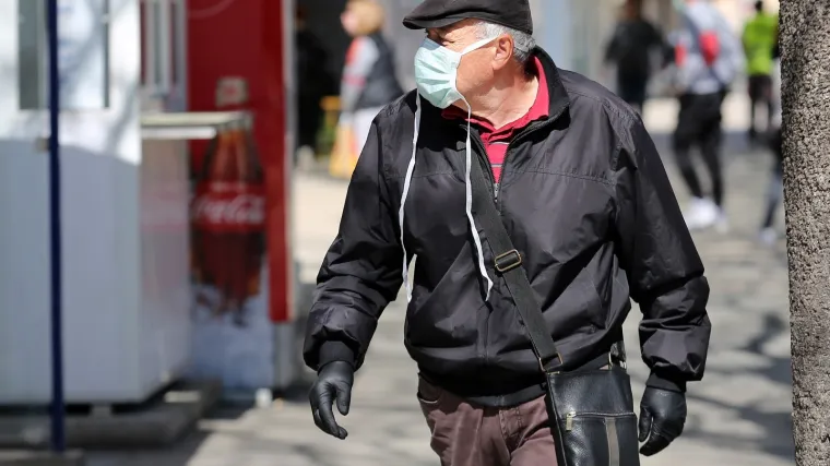 Epidemiolozi preporučaju no&scaron;enje za&scaron;titnih maski radi sprečavanja &scaron;irenja koronavirusa