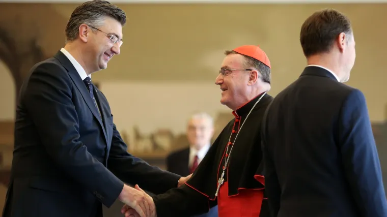 Kontroverzni zakon ne bi prošao u Saboru, ali HDZ je našao zaobilazni put