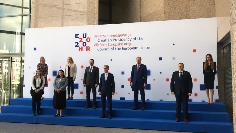 Ministri turizma EU prona&scaron;li način za spas turizma: Osmi&scaron;ljena je posebna 'koronavirus putovnica'