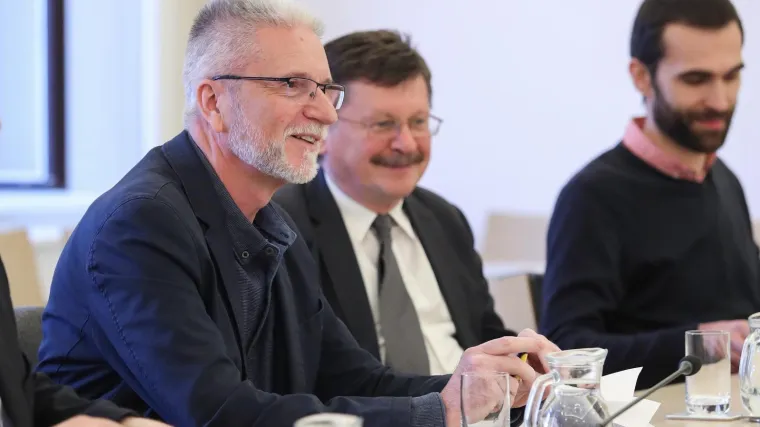 Sindikati protiv hitnih izmjena ZOR-a: 'Bezobrazluk s kojim se ide na radnike doista treba sasjeći'