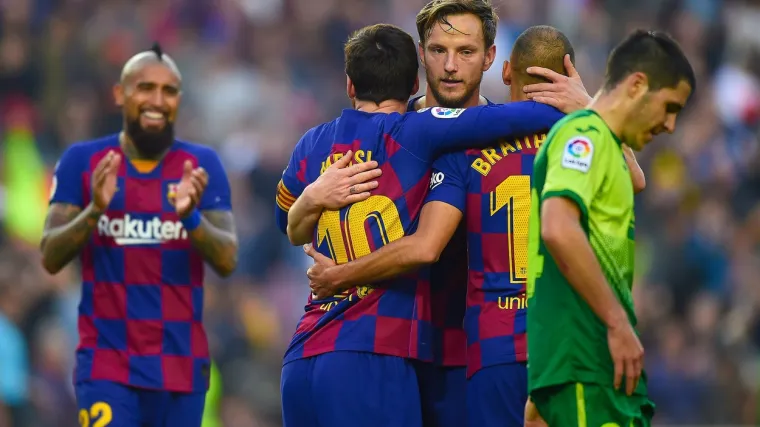 Zbog otrovne situacije u klubu propada im posao godine