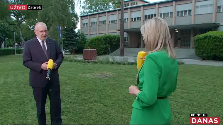 Za&scaron;to se otvaraju crkve, ali ne i kina i kazali&scaron;ta? Božinović: 'Vjernici i svećenici bili su disciplinirani'