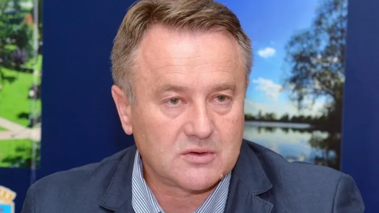 'Koja je na&scaron;a svrha ako se ne može raspravljati o pojedinim točkama? To je samovolja župana Ive Žinića!'