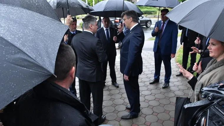 Zoran Milanović otkrio tko ga &scaron;i&scaron;a i upozorio: 'Danas smo u Okučanima kr&scaron;ili mjere...'