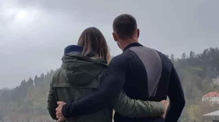 'Ljubav. Hvala što si bio uz mene i u najtežim trenucima'