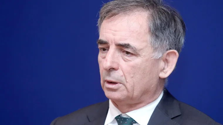 'Usta&scaron;ko znamenje i pozdravi ne mogu biti kori&scaron;teni na službenim svečanostima'