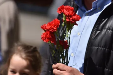 'Radnicima hvala, ali prvo prava!'