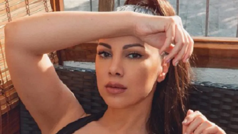 Oni pali u trans pri pogledu na njezinu liniju: 'Ženo, vrh si...'