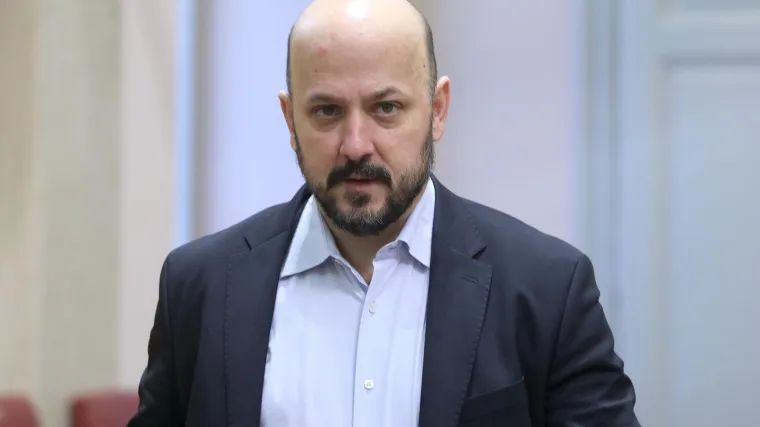 'On je politička kukavica, boji se izbora u Zagrebu, a ubire plodove Bandićevog koruptivnog rada'