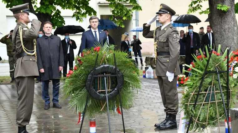 Predsjednika ponizili, rehabilitirali ustaški pozdrav, a Plenković nespreman poslati NDH u prošlost