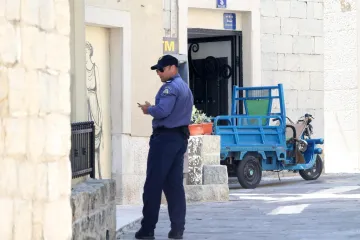 Vlasnik provalnika privezao za stup? Krvi je bilo posvuda