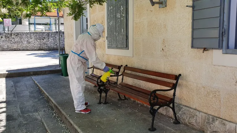 Iz Nereži&scaron;ća krenula zaraza za cijeli Brač: 'Ogorčeni smo i zabrinuti. Ovo je katastrofa'