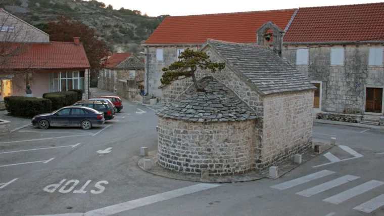 Na otok se vraćaju strože mjere, otkrili i kako je povezano 22 zaraženih