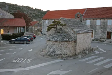 Na otok se vraćaju strože mjere, otkrili i kako je povezano 22 zaraženih