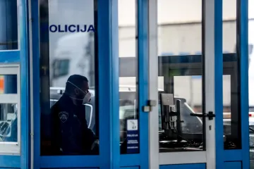 Otvorene su granice ako ispunjavate potrebne uvjete za prelazak: 'U šoping još ne puštaju'