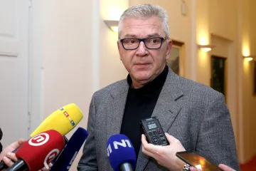 'Tko je s mise u Solinu išao u splitski Dom za starije? Je li tada virus ušao tamo?'