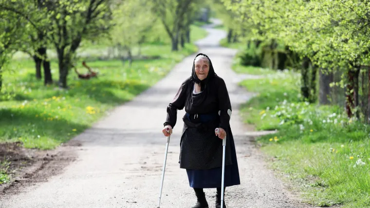 Lika se dobro bori protiv koronavirusa: 'Ne bojimo se mi korone, ona ide u velike gradove. Neće k nama'